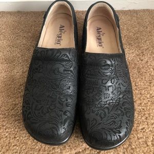 Alegria nurse shoes Size US 9.5 black non slip